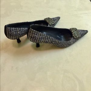 Stuart Weitzman tweed low heel pump 6,5